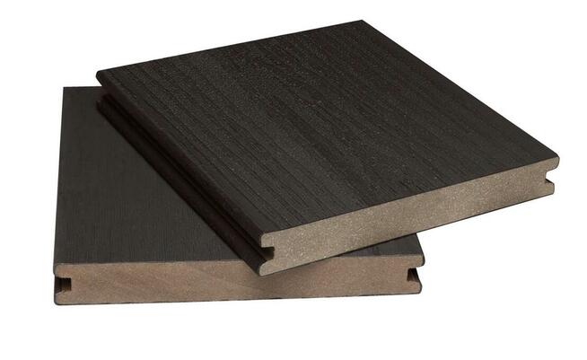 Deska tarasowa kompozytowa pełna - słoje drewna