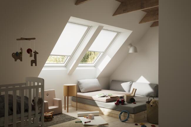 Roleta dekoracyjna RHL MK00 1086 kolor beż do okien VELUX