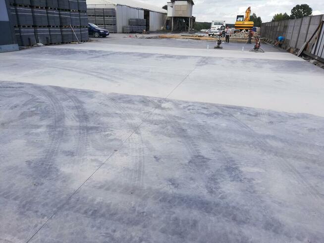 Posadzki przemysłowe oraz mixokretem