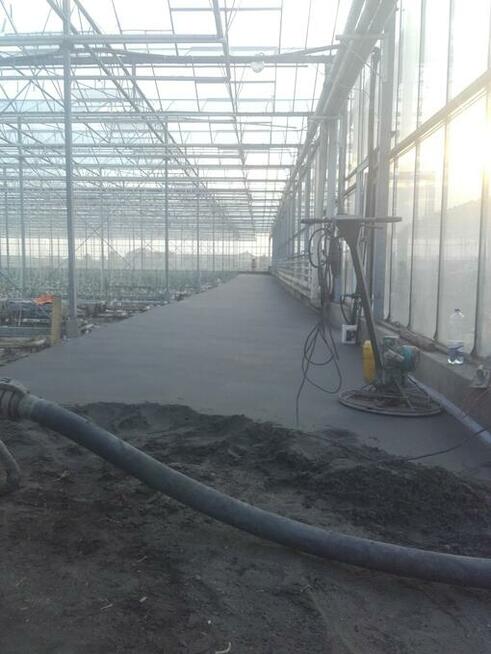 Posadzki przemysłowe oraz mixokretem