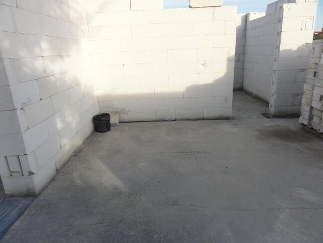 Sprzedam działkę budowlaną 802m2 w Wojnowicach z rozpoczęt