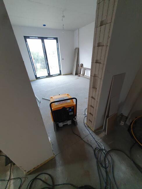 wypożyczalnia osuszaczy powietrza pochłaniaczy wilgoci Pyrzy