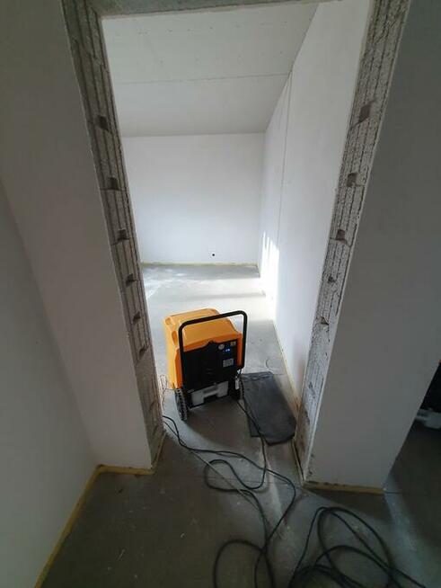 wypożyczalnia osuszaczy powietrza pochłaniaczy wilgoci Nysa