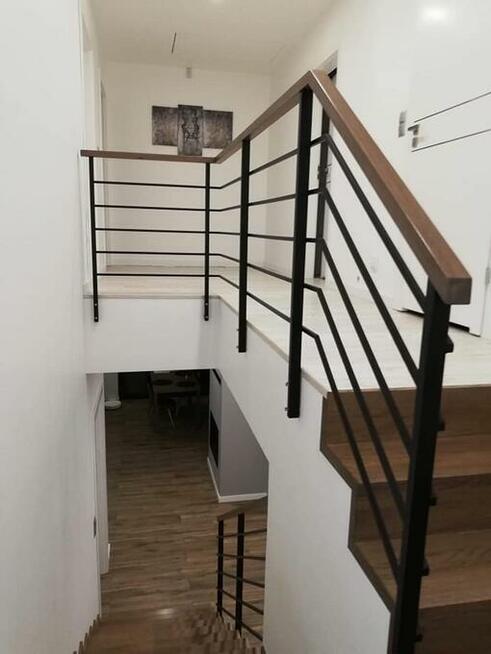 Balustrady, schody, drzwi stalowe, poręcze, barierki