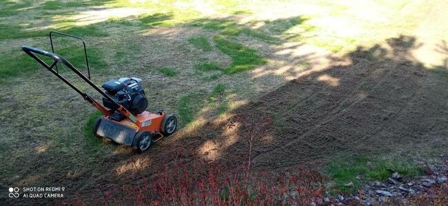 Wertykulacja, aeracja i koszenie trawników. BanGarden