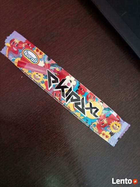 Papierek po lodzie ekipy