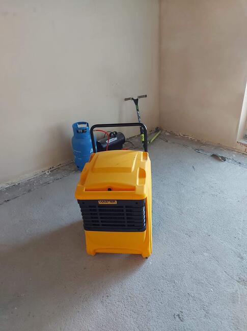 wypożyczalnia osuszaczy powietrza pochłaniaczy wilgoci Pyrzy