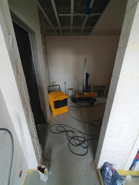 wypożyczalnia osuszaczy powietrza pochłaniaczy wilgoci Pyrzy