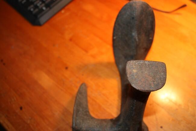 Ładne profesjonalne kopyta szewskie z lat 50 ubiegłego wieku