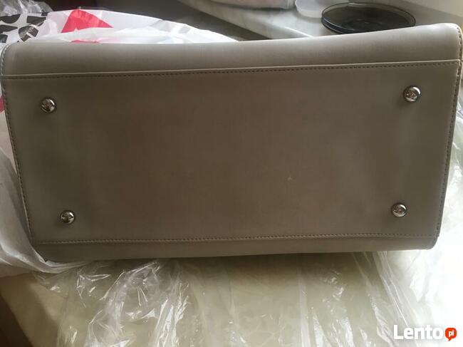 Nowa Torba damska średnia c. 30 zł