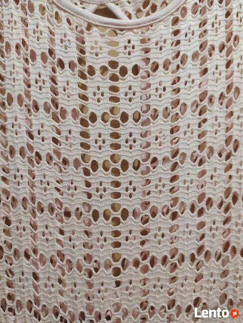 Sukienki damskie różne