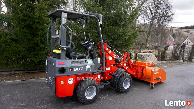 Nowa mini ładowarka KMM 807 Kubota