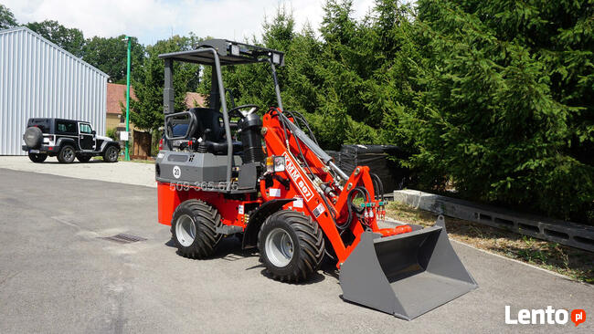 Nowa mini ładowarka KMM 807 Kubota