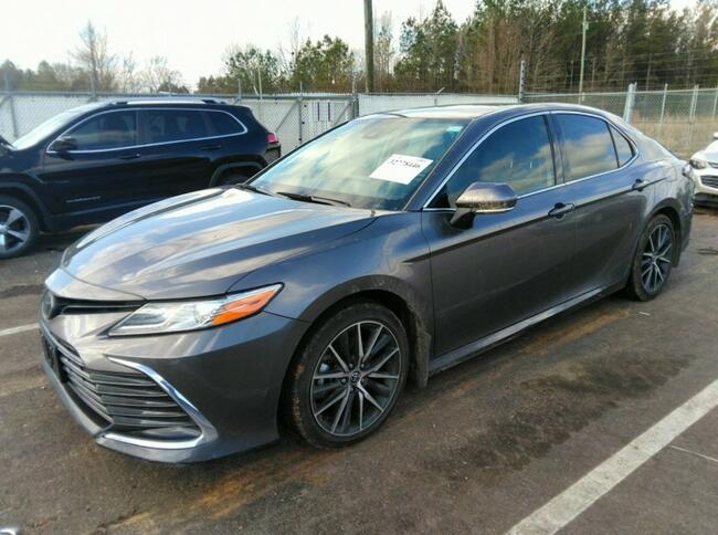 Toyota Camry 2021, 2.5L, XLE, po kradzieży