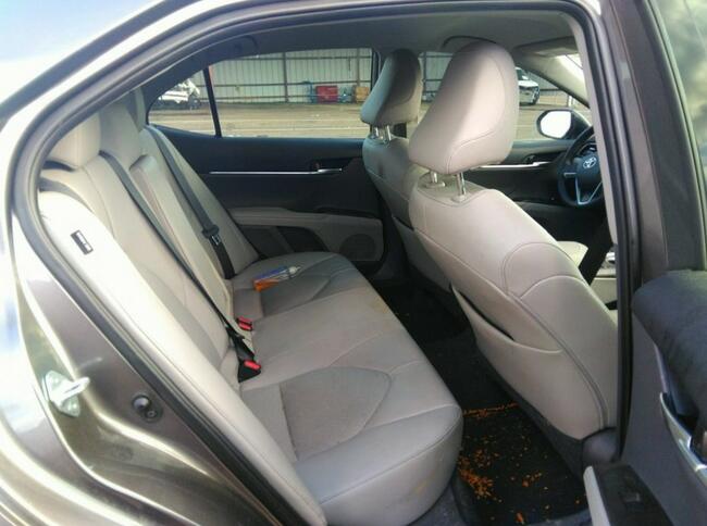 Toyota Camry 2021, 2.5L, XLE, po kradzieży