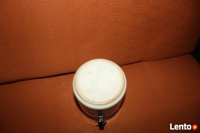 Pojemnik spożywczy z porcelitu