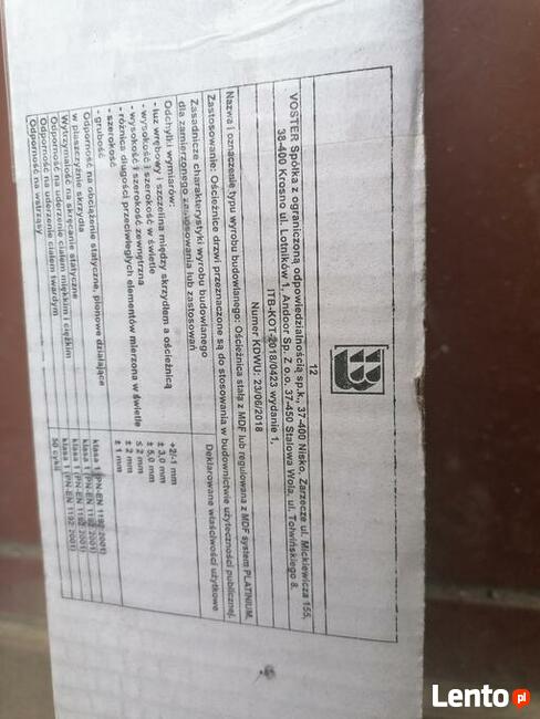 Drzwi łazienkowe białe 90L wraz z ościeżnicą.