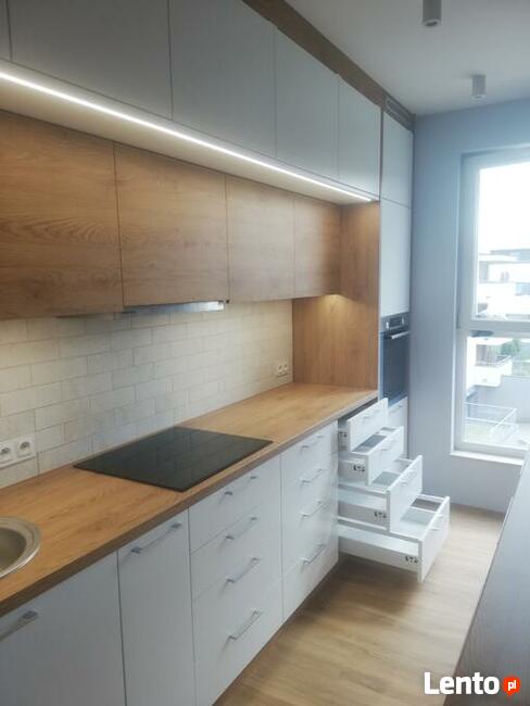 Montaż mebli z paczek