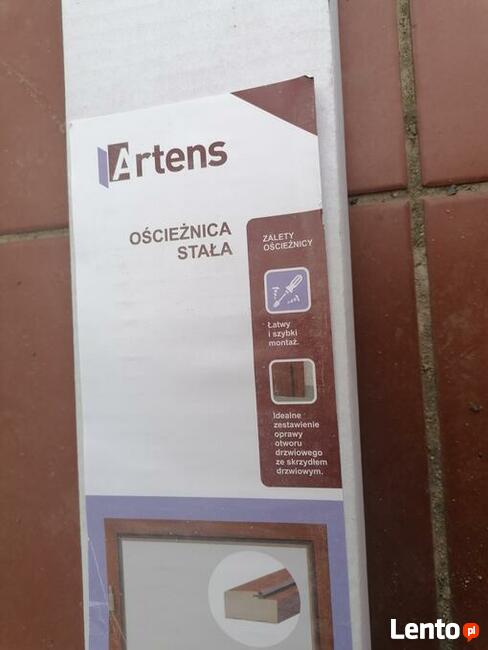 Drzwi łazienkowe białe 90L wraz z ościeżnicą.