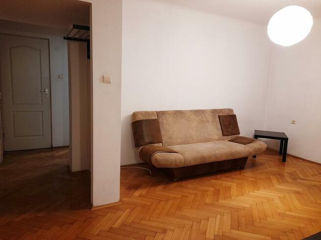 Komfortowe dwupokojowe mieszkanie z loggią