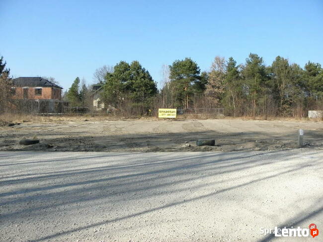 Działka 1290 m2 / płaska / media / Józefów - Nowa Wieś