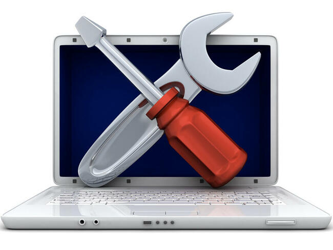 Serwis komputerowy, informatyk, składanie nowych komputerów