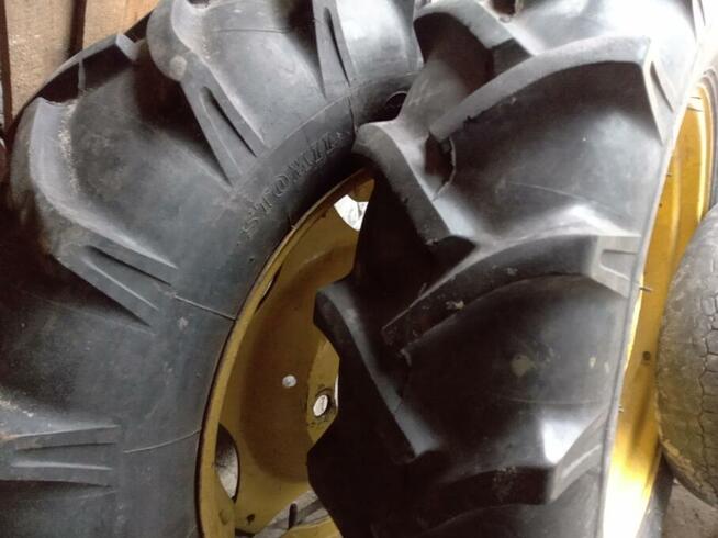 Sprzedam kola od ciagnika C-330