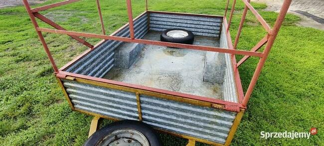 przyczepka samochodowa