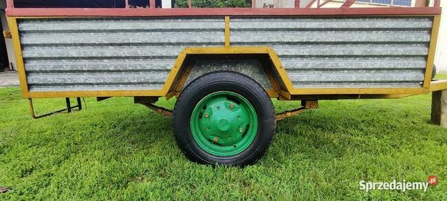 przyczepka samochodowa