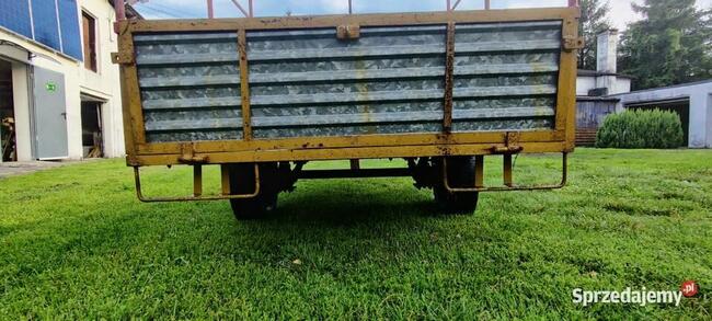 przyczepka samochodowa