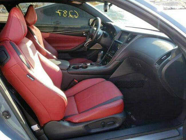 Infiniti Q60 2021, 3.0L, Red Sport, od ubezpieczalni
