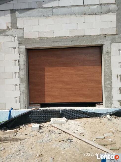 Montaż Bram Garażowych Segmentowych, rolet, drzwi zewnętrznych