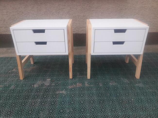 szafka nocna z podwójnymi szufladami