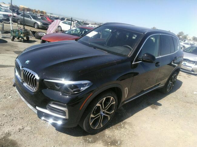 BMW X5 2021, 3.0L, porysowany lakier