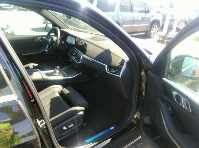 BMW X5 2021, 3.0L, porysowany lakier