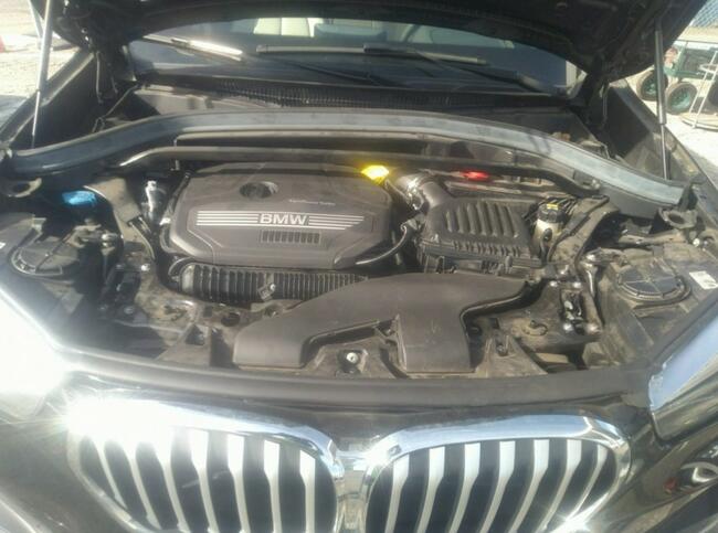 BMW X1 2020, 2.0L, porysowany lakier
