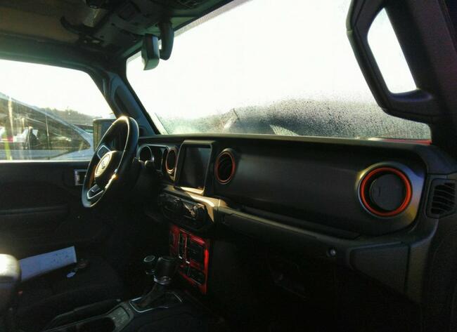 Jeep Gladiator 2020, 3.6L, 4x4, porysowany