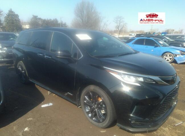 Toyota Sienna 2021, XSE, porysowany lakier