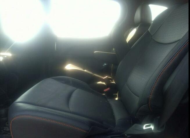 Toyota Sienna 2021, XSE, porysowany lakier