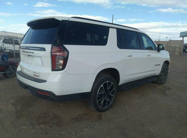Chevrolet Suburban 2021, 3.0L, 4x4, od ubezpieczalni