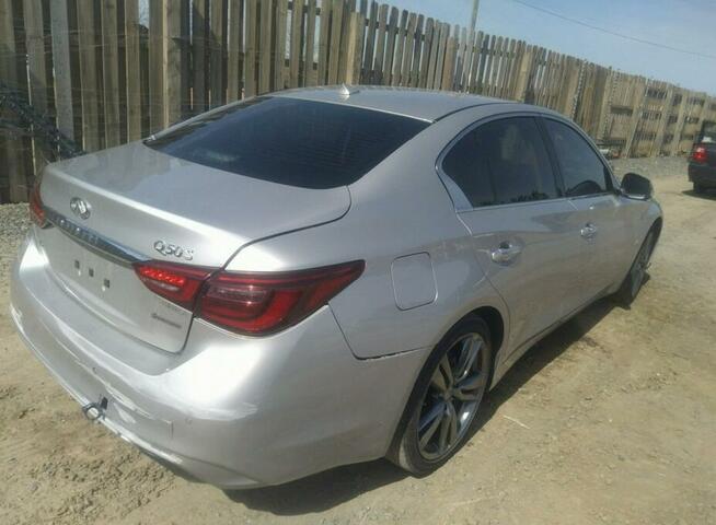 Infiniti Q50 2019, 3.0L, 4x4, od ubezpieczalni