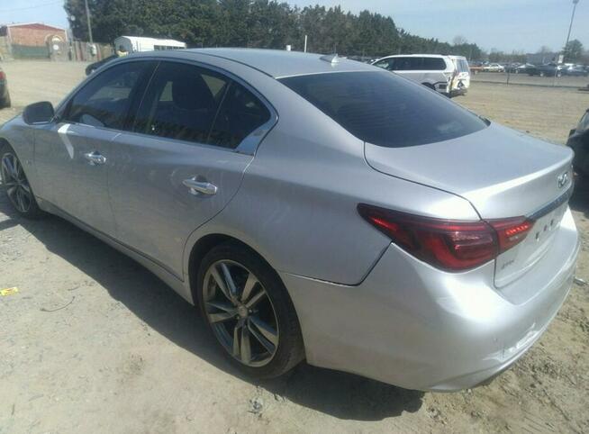 Infiniti Q50 2019, 3.0L, 4x4, od ubezpieczalni