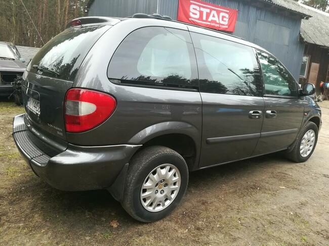 Chrysler Voyager do przewozu niepełnosprawnych