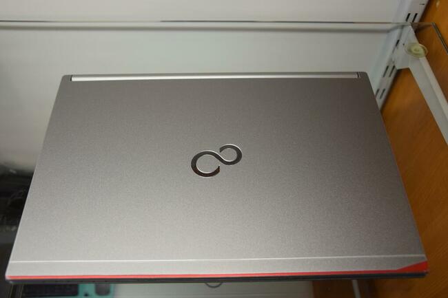 FUJITSU E744 I5 8 GB RAM 240 GB SSD WIN11PRO - LapCenter.pl