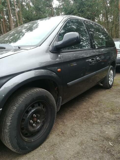Chrysler Voyager do przewozu niepełnosprawnych