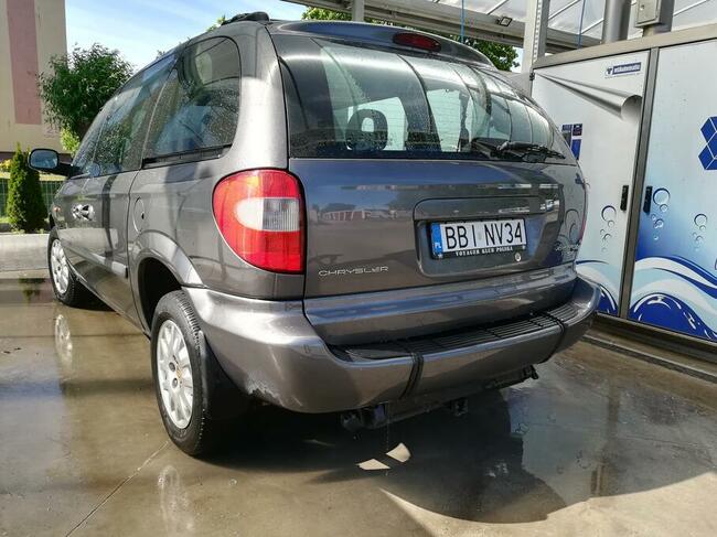 Chrysler Voyager do przewozu niepełnosprawnych