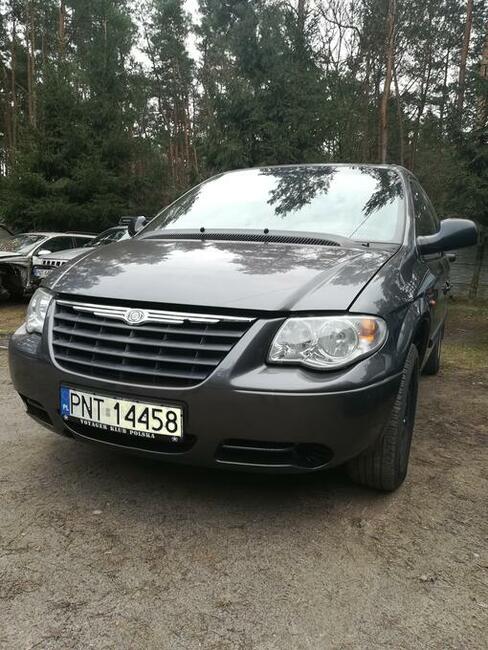 Chrysler Voyager do przewozu niepełnosprawnych
