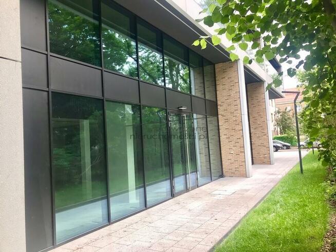 Lokal z Antresolą - Usługi, Handel - Łazienki Królewskie