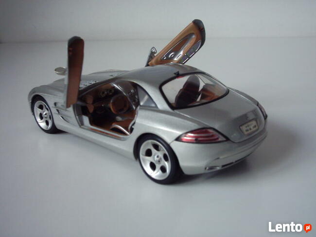 Model Mercedes - Benz 300 SLR 1955 ,SLR Vision 1995 Rok