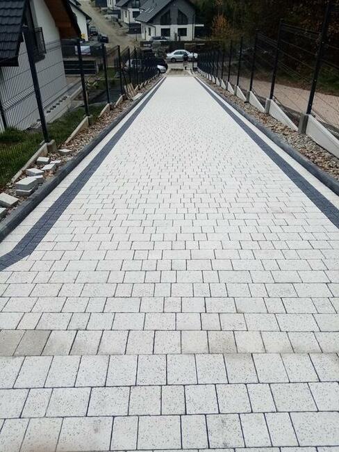 UKLADANIE KOSTKI Ogrodzenia Podjazdy itp